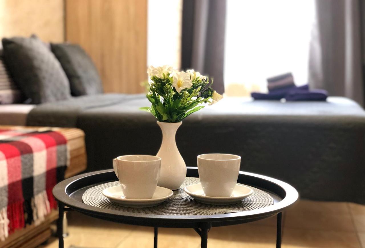 Modern Aparthotel Near Metro Pecherska 키예프 외부 사진