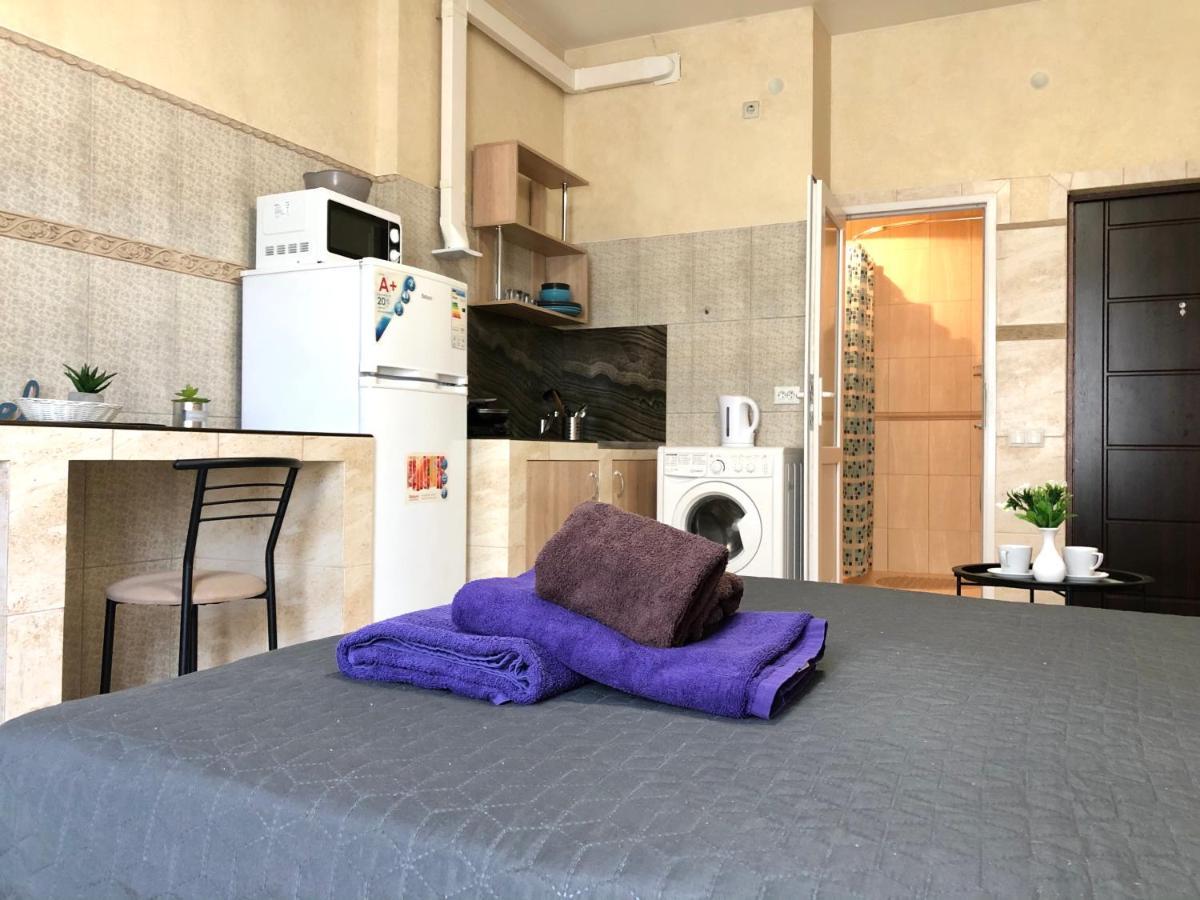 Modern Aparthotel Near Metro Pecherska 키예프 외부 사진