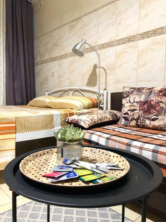 Modern Aparthotel Near Metro Pecherska 키예프 외부 사진