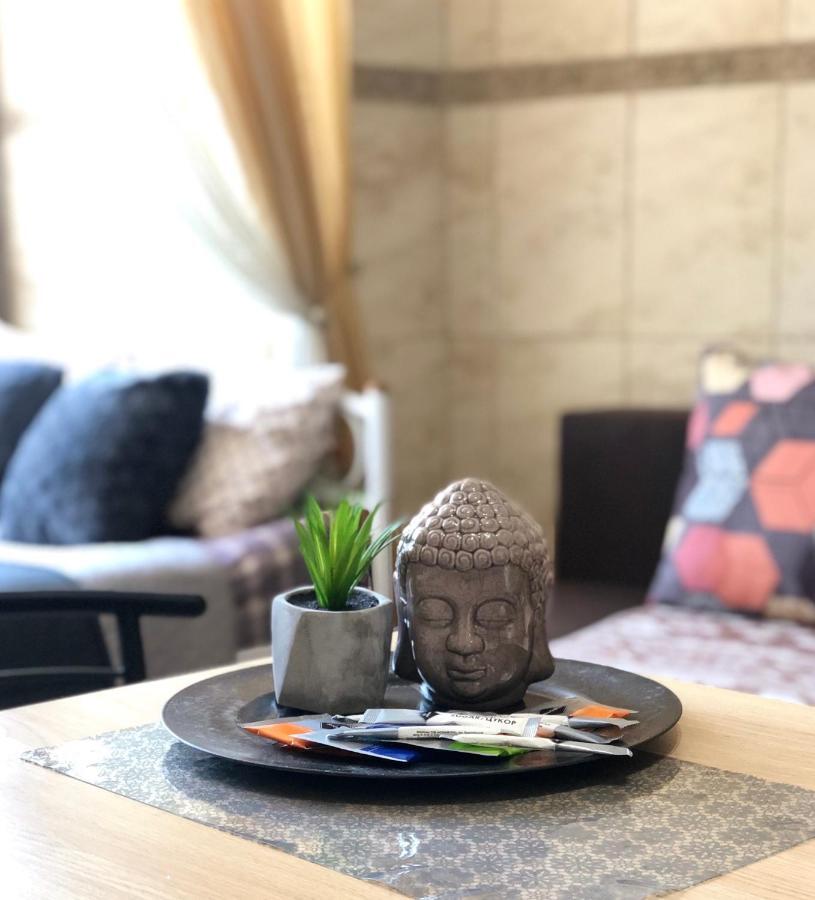 Modern Aparthotel Near Metro Pecherska 키예프 외부 사진